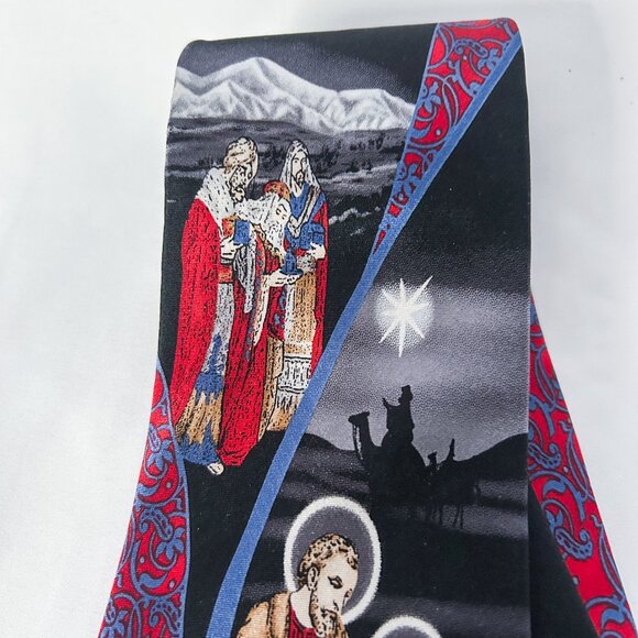 Holiday Traditions Men's Christmas Nativity Necktie - Picture 4 of 5
